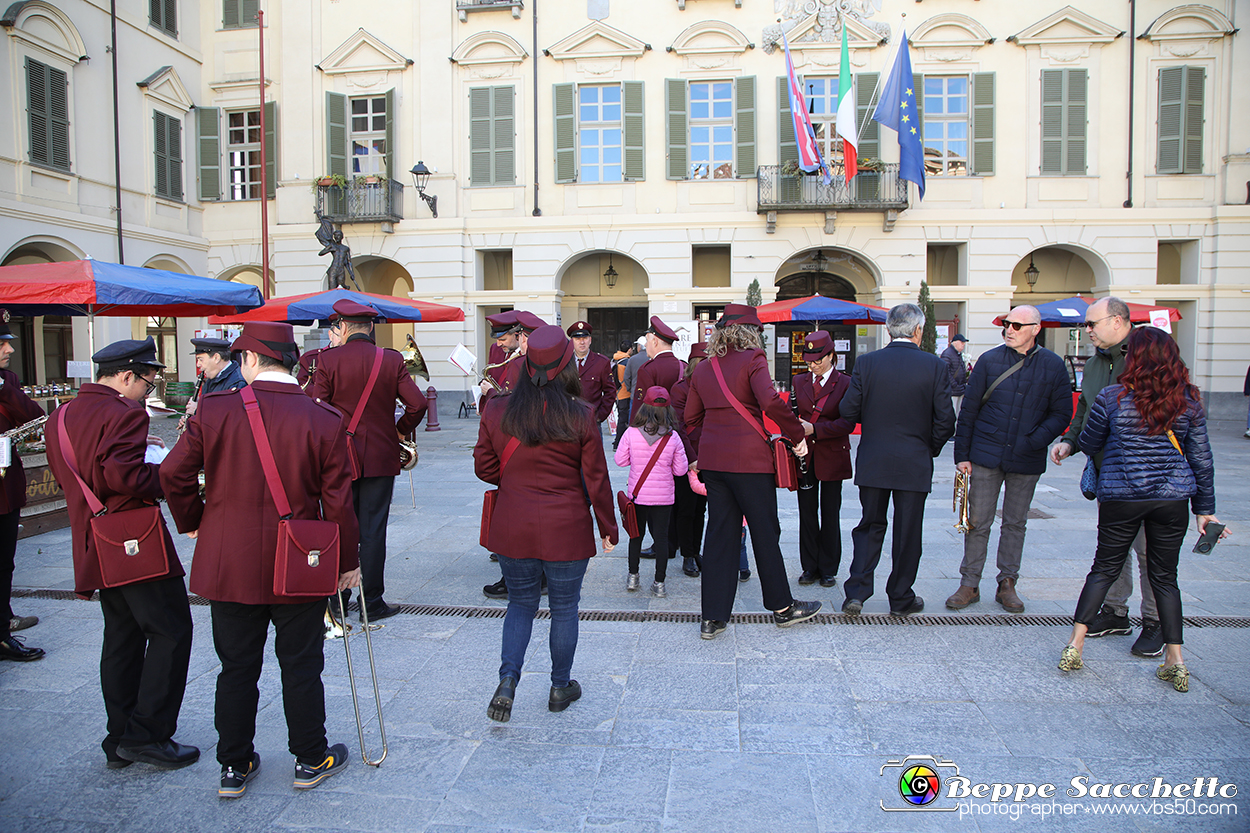 VBS_6702 - Fiera Storica di San Giuseppe 2024 - Alla Corte del Vino Barbera...la Salsiccia di Bra.jpg